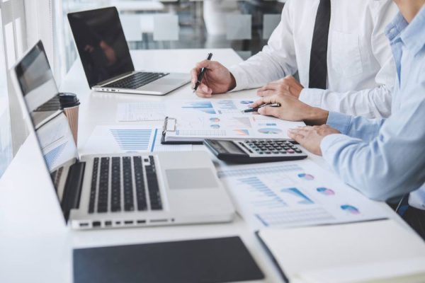 Addetto pratiche d'ufficio e fatturazione