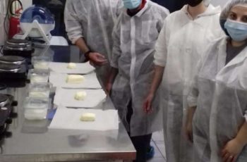 attività pratiche del laboratorio di caseificazione